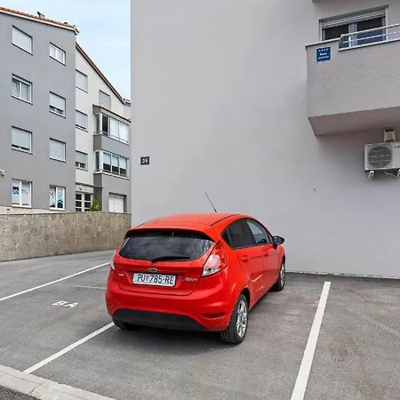 Apartment Gordana 2298 Medulin